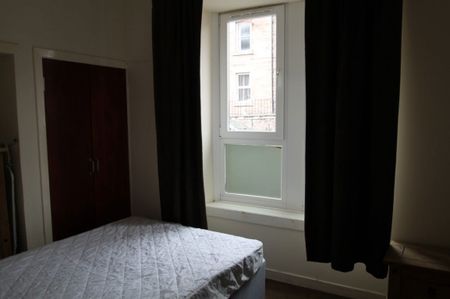 GR Pitfour Street, Dundee - Photo 2