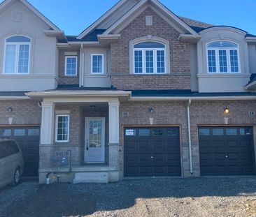 For Lease - 16 Vickers Road, Hamilton, Ontario - Photo 6