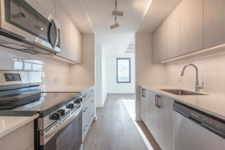 For Lease - 7 Fairbank Avenue Unit# 701, Toronto, Ontario - Photo 4