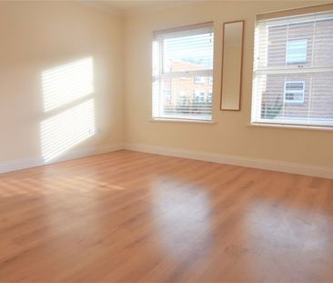 Alma Road, Eton Wick, Windsor,SL4 - Photo 5