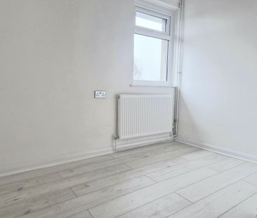 Towngate, Sowerby Bridge - Photo 6