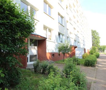 3 - Zimmer-Wohnung mit Wannenbad verfügbar! - Foto 1