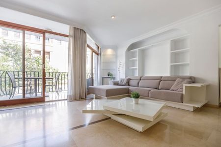 Passeig de lAlbereda, Valencia, Valencian Community 46010 - Photo 3