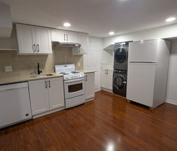 For Lease - 230 Alsace Road, Richmond Hill, Ontario - Photo 4