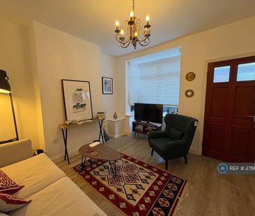 2 bedroom terraced house to rent - Photo 1