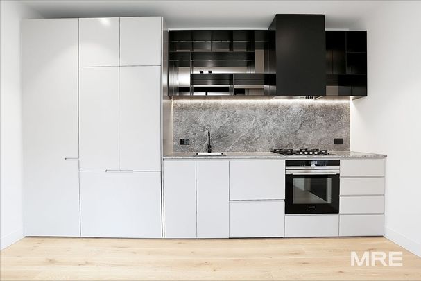 101/5 John Street, South Melbourne - Photo 1