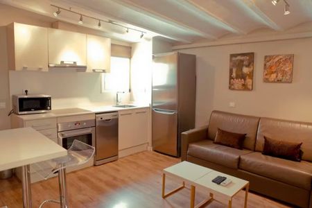 Carrer de la Junta de Comerç, Barcelona, Catalonia 08001 - Photo 5