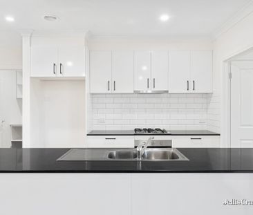 12 McLeod Crescent, Lucas - Photo 3