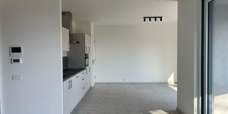 Appartement te huur in Eeklo voor € 895 met 2 slaapkamers - Photo 3
