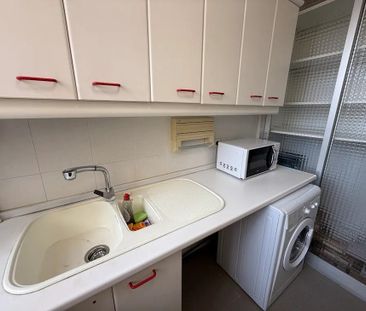 Calle de Perú, Coslada, Community of Madrid 28823 - Photo 6