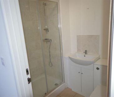Studio to rent - Photo 6