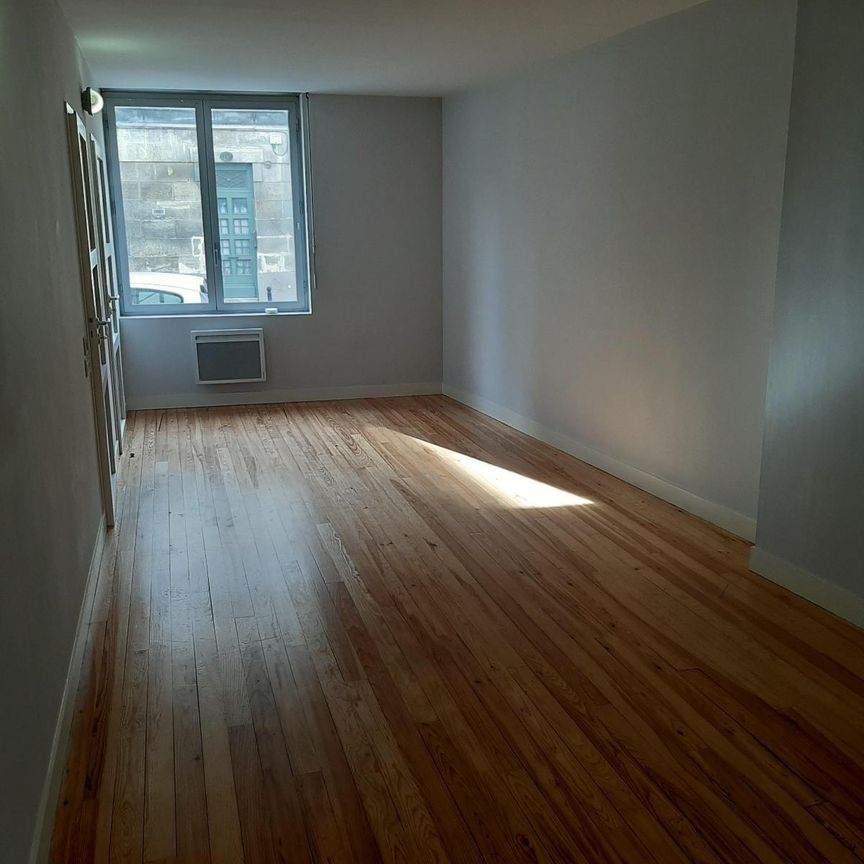 Location Appartement 2 pièces 37m² BORDEAUX 33000 - Photo 1