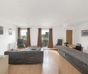 2 bedroom flat to rent - Photo 3
