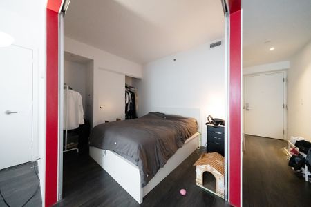 For Lease - 5 St. Joseph Street Unit# 3704, Toronto, Ontario - Photo 3