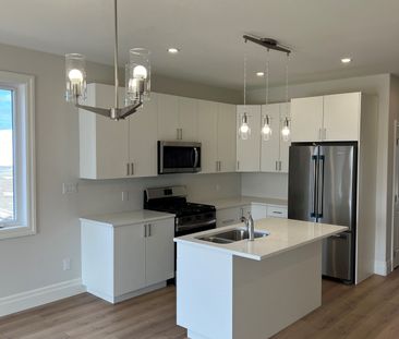 For Lease - 15 Griffin Street, Prince Edward County, Ontario - Photo 6