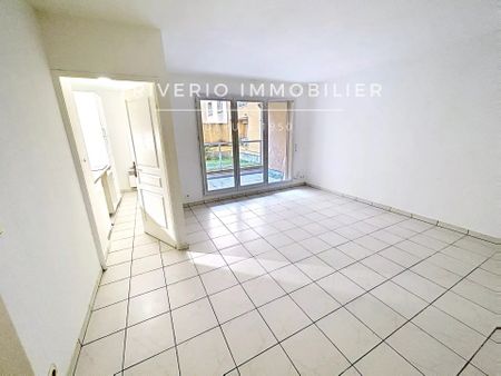 Location Appartement 2 pièces 46m² CANNES 06400 - Photo 2