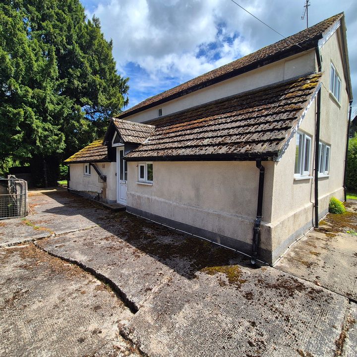2 bed detached house to rent in Kimbolton, Kimbolton, HR6 - Photo 1