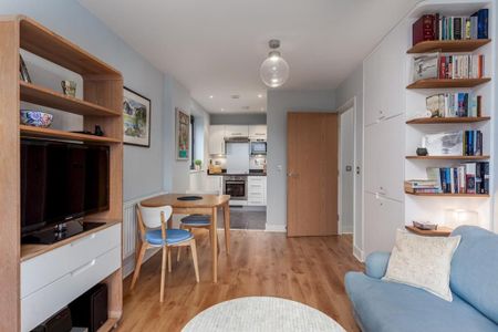 1 bedroom flat to rent - Photo 2