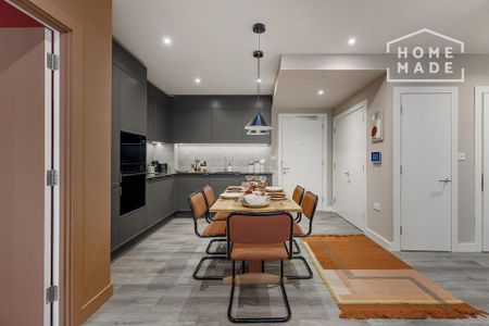 2 bedroom flat to rent - Photo 2