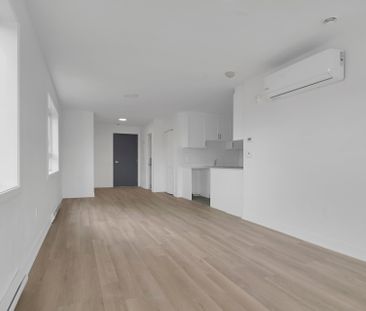 Rue Cousineau, H7G 3J3, Laval - Photo 3