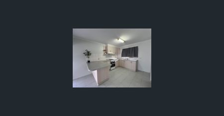 Stylish & Low-Maintenance Living in Shepparton - Photo 3