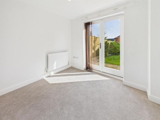 3 bedroom detached house to rent - Photo 1