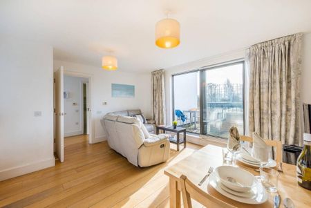 1 bedroom flat to rent - Photo 3