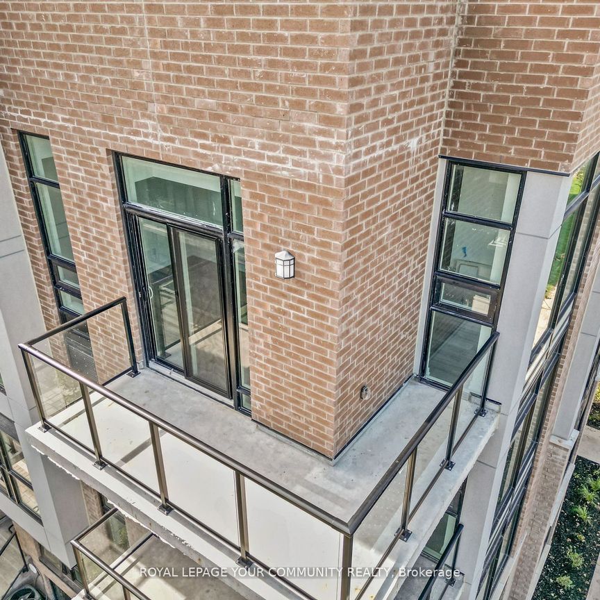 For Lease - 11-851 Sheppard Avenue Unit# 3rd, Toronto, Ontario - Photo 1