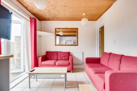 5 bedroom house to rent - Photo 2