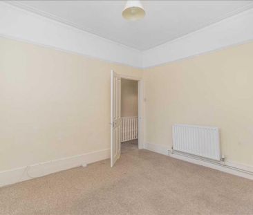 2 bedroom maisonette to rent - Photo 6