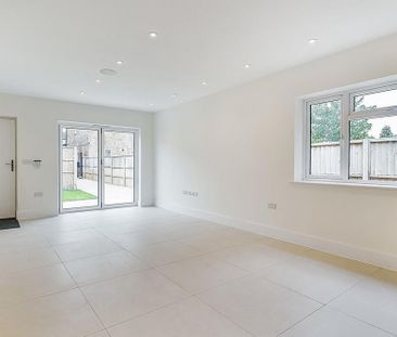 2 bedroom bungalow to rent - Photo 1