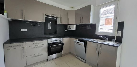 Location Appartement 3 pièces 61m² - Photo 2