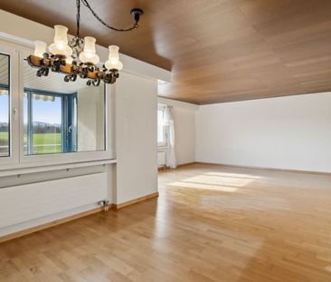 Helle 4.5-Zimmer-Wohnung mit Balkon in Hünenberg – sofort verfügbar! - Foto 1