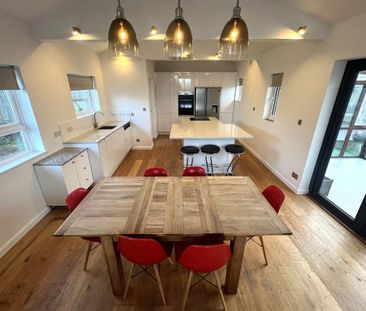 4 bedroom detached house to rent - Photo 3