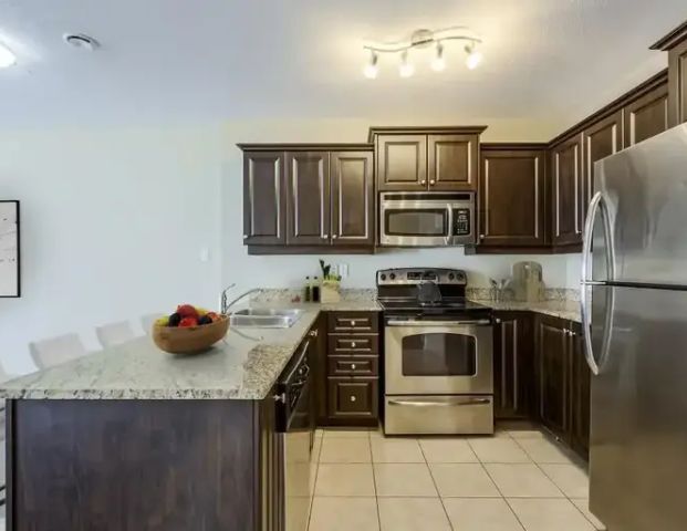 180 Mill | 180 Mill Street, London - Photo 1