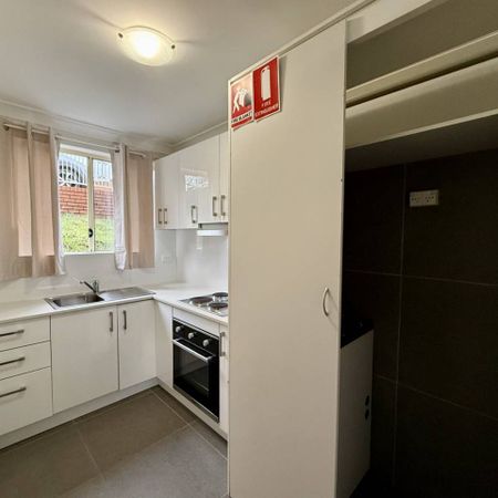 18/237 Sharp Street, Cooma - Photo 3