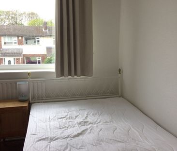 4 bed semi-detached house to rent in Norvic Drive, Norwich, Norfolk - Photo 6