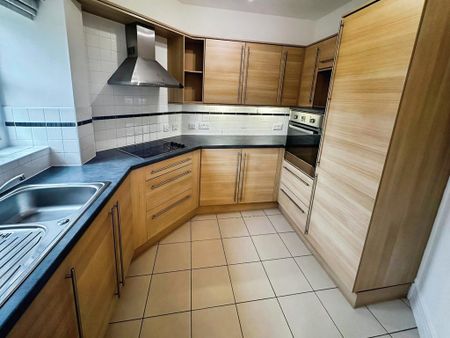 1 bedroom retirement property to rent - Photo 4