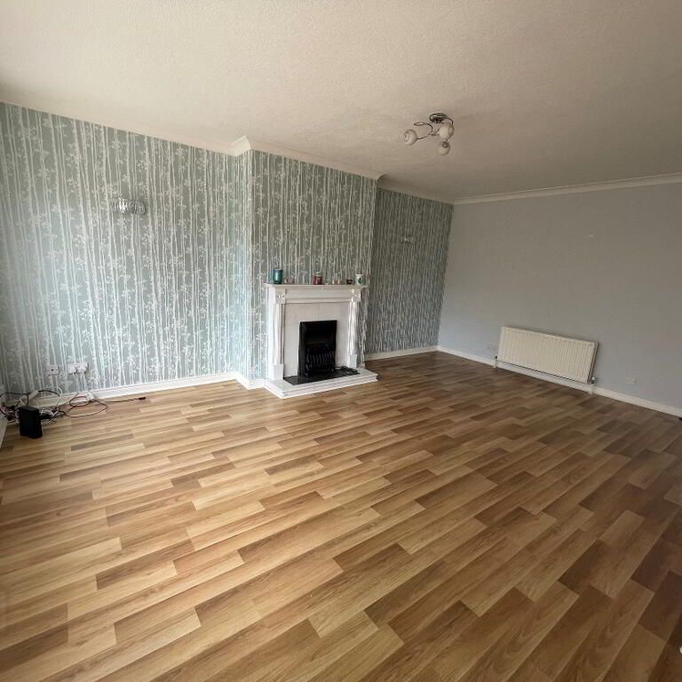 17 Prospect Gardens, Carrickfergus, BT38 8QX - Photo 1