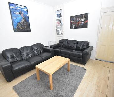 1 bed house / flat share to rent in Rawden Place, City Centre, CF11 - Photo 3