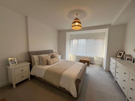 2 bedroom apartment to rent - Photo 4