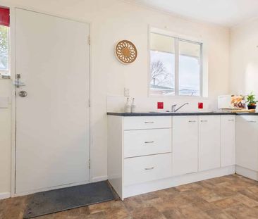 Three Bedroom Home in Prime Waikanae Location - Photo 3