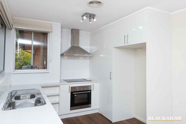 Charming Four Bedroom Family Home - Photo 1
