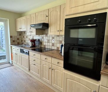 3 bed terraced house to rent in Causey Gardens, Exeter, EX1 - Photo 1