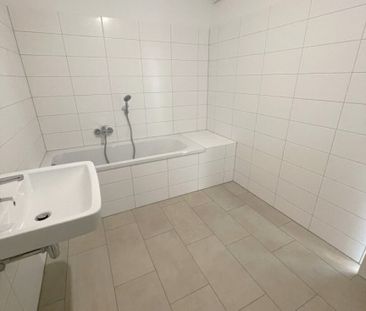 2-Zimmer-Wohnung mit großer Loggia! Unbefristetes Mietverhältnis - Photo 6