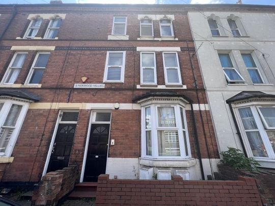 Norwood Villas, Birmingham, B16 - Photo 1