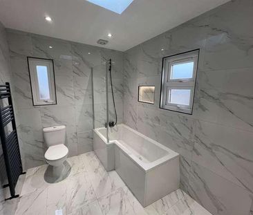 Palmerston Crescent, London, N13 - Photo 6