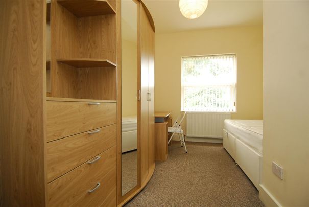 Grove House, 6 Beds, Grove House, Plymouth - Photo 1