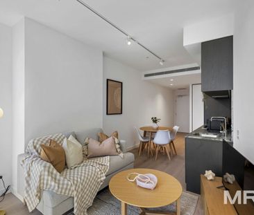 5405/260 Spencer Street, Melbourne - Photo 2