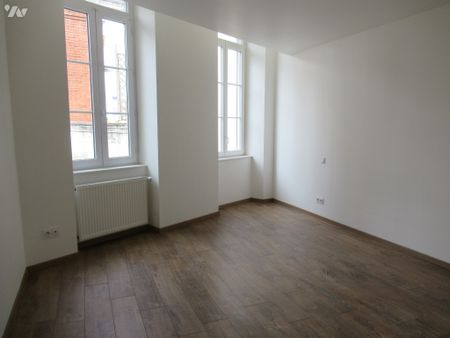 F4 DE 119 m² - impasse de la Cloche CHALON SUR SAONE. - Photo 3